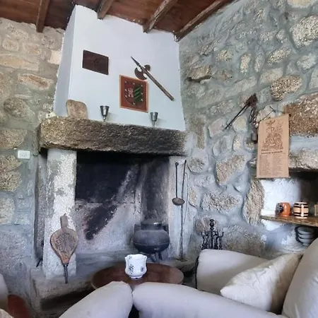 Feriehus De 300 Anos Con Silencio Y Tranquilidad Ponteareas
