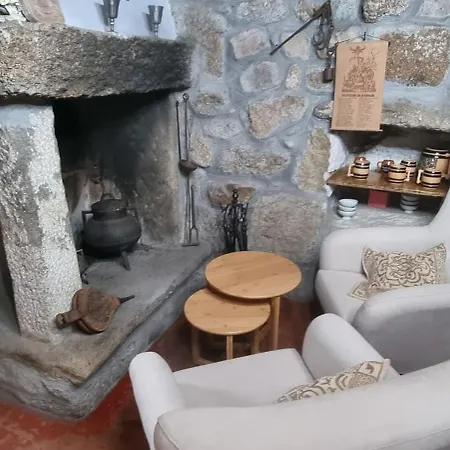 De 300 Anos Con Silencio Y Tranquilidad Feriehus *