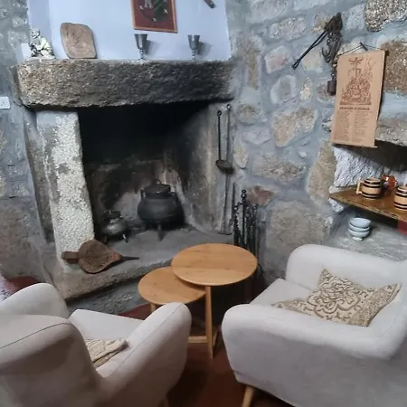 De 300 Anos Con Silencio Y Tranquilidad Ponteareas