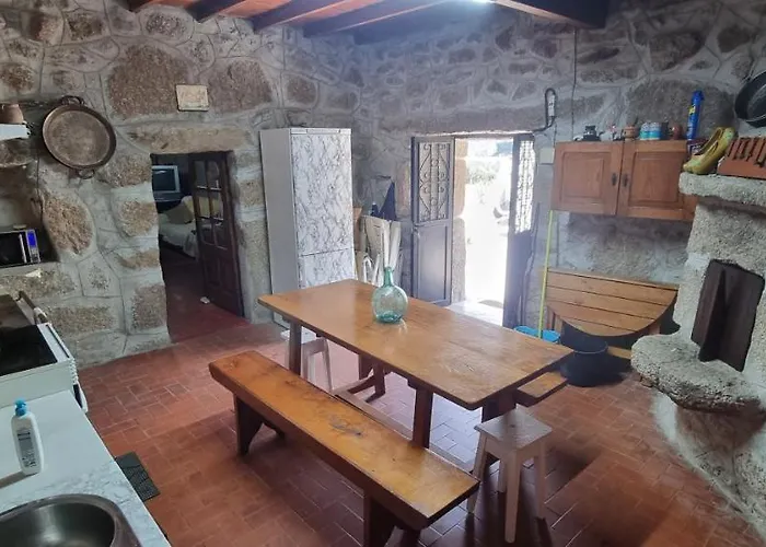 De 300 Anos Con Silencio Y Tranquilidad